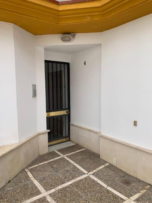 Pilsev Center Apartment Sevilha Exterior foto